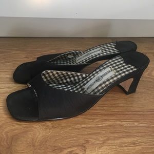 Black mule vintage heels